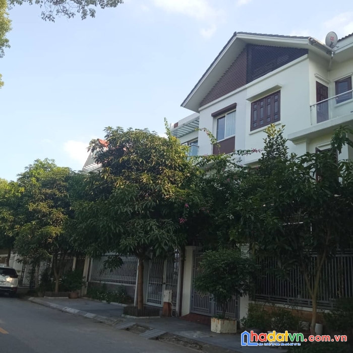 Bán biệt thự nguyễn trãi 180m, 3 tầng, mt 9.6m chỉ 26.5 tỷ 0909858789