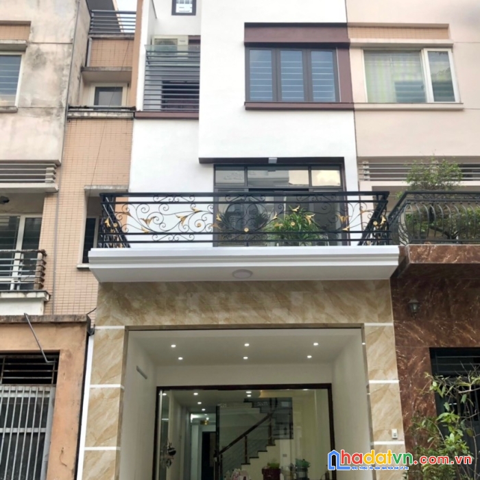 Bán nhà liền kề la khê 50m2 5 tầng 7 ngủ vỉa hè kinh doanh 7,15 tỷ.