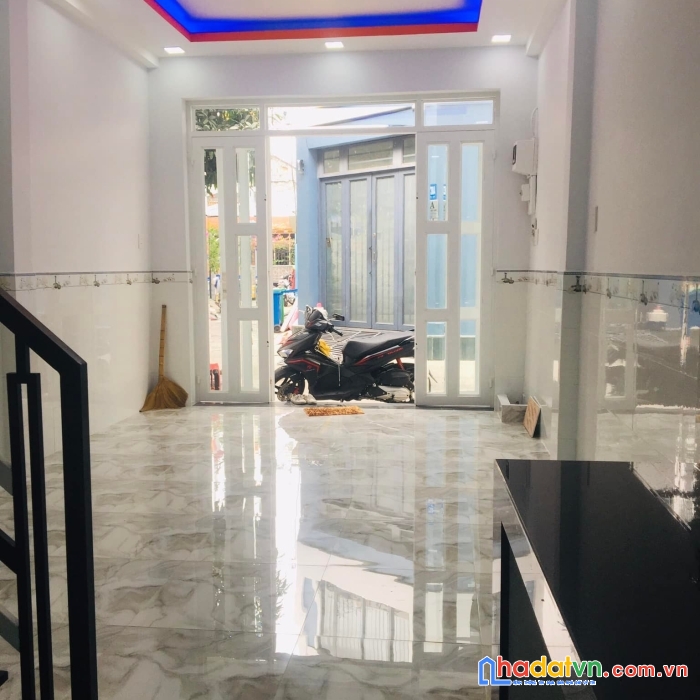 Nhà bán, 40m2x2 tầng, hxh, p7, bình thạnh, 5.4 tỷ tl.
