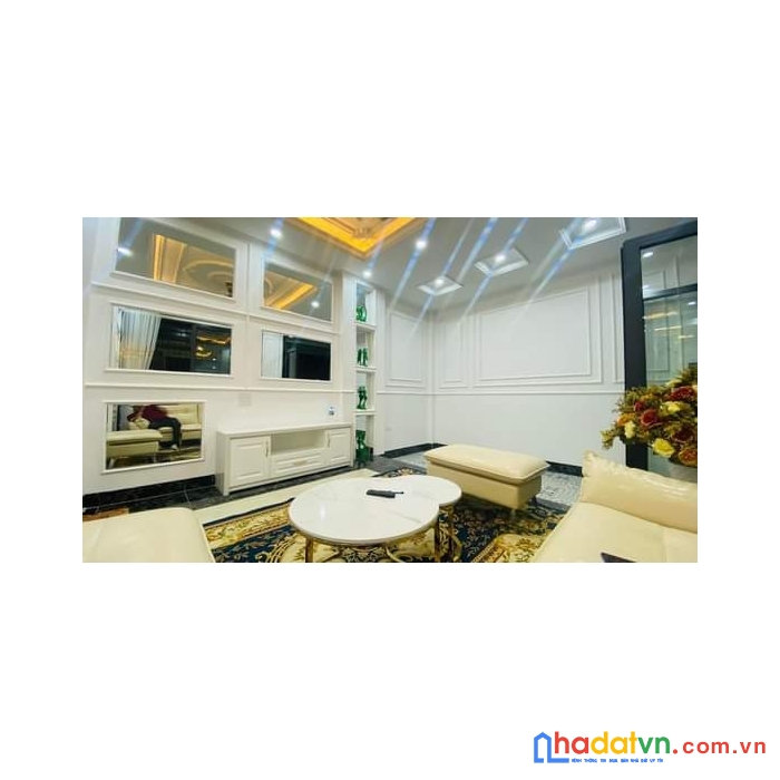 Bán nhà phố cự lộc- thanh xuân. lô góc.tặng nội thất.