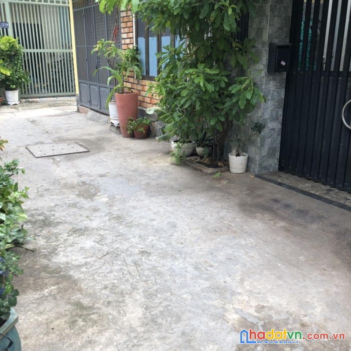 Nhà lô góc đường số 49, hiệp bình chánh 65m2 giá 4.75 tỷ chợ hiệp bình