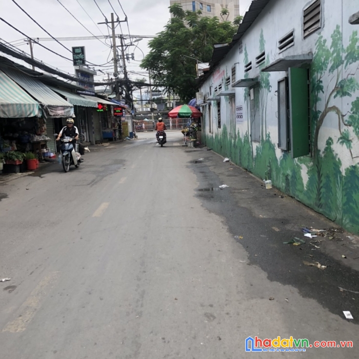Bán nhà ngay chợ bình triệu, đường số 6, hiệp bình chánh 60m2 giá 5 tỷ