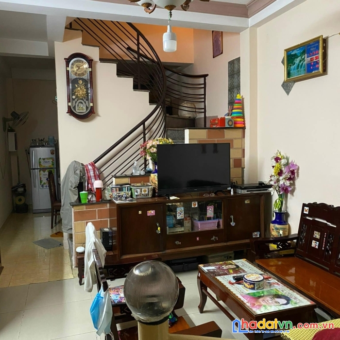 Bán gấp nhà lê lai gò vấp 4m x 10m, 4 lầu, giá 4.2 tỷ