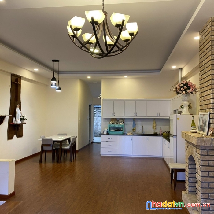 Cần bán gấp nhà view đẹp đường nguyễn hữu cảnh, đà lạt 192m2 giá 11 tỷ