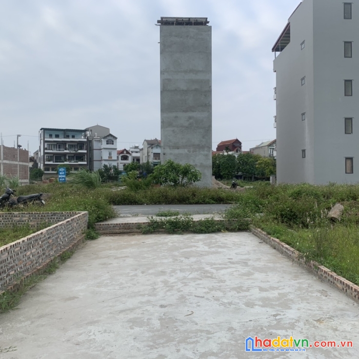 Chính chủ cần bán 55m2 đất dịch vụ vân canh đối diện công viên vị trí cực đẹp, giá 7xtr/m2