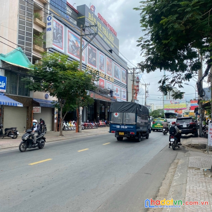 Cho thuê căn góc mt âu cơ 5.2x40m giá 160tr