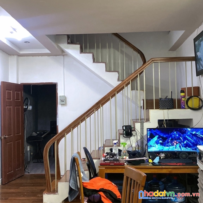 Nhà cmt8 quận 10 - 3 tầng btct - nở hậu - chỉ 4.4 tỷ