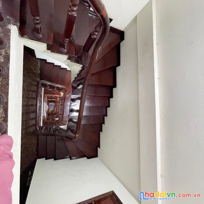 Bán nhà nguyễn chí thanh, đống đa, 59m2, 4 tầng, 6 tỷ 300, lh ms linh 0886288810