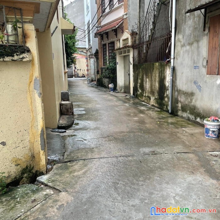 Chỉ 3 tỷ có ngay nhà 5 tầng mới xây tuyệt đẹp ngay tại lai xá, hoài đức, ô tô đỗ.