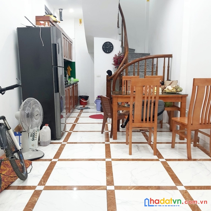 Bán nhà lô góc thái hà ô to đỗ cửa kinh doanh đỉnh