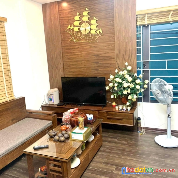 Trung tâm cầu giấy - sát hồ tây - vị trí siêu đẹp - nhà 3 thoáng - mặt tiền siêu đẹp