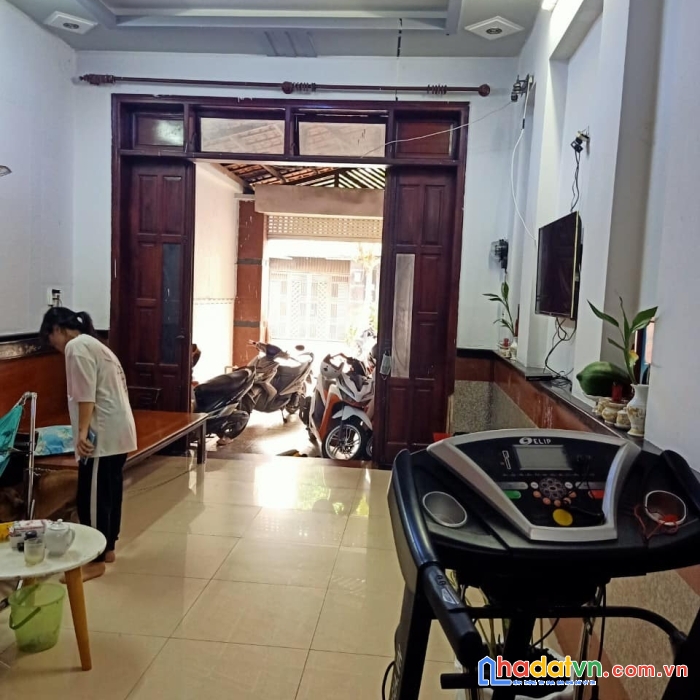 Bán nh, mặt tiền, huỳnh thị hai, quận 12. giá nhinh 8 tỷ.