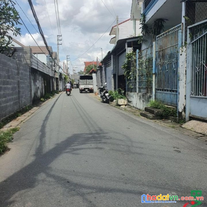 Bán nhà mặt tiền kinh doanh, 11 x 17,5m, chỉ 6,2 tỷ, shr thổ cư, dương bạch mai, tân mai biên hoà