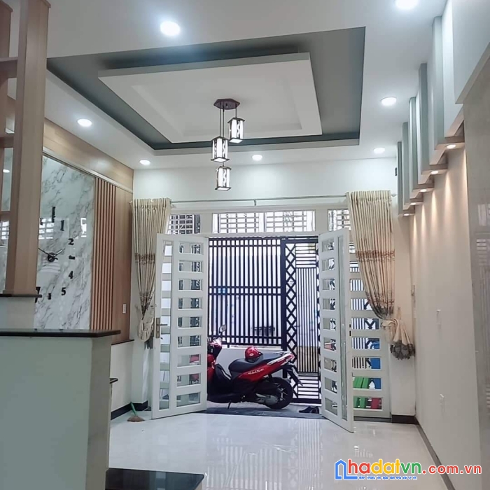 Bán nhà cạnh trường đại học tài chính – marketing, lê văn việt, hxh 6m, giá 4 tỷ 45