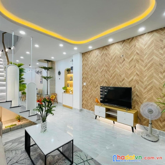 Bán nhà hẻm tô hiến thành. quận 10 giá 3,8 tỷ- 56 m2