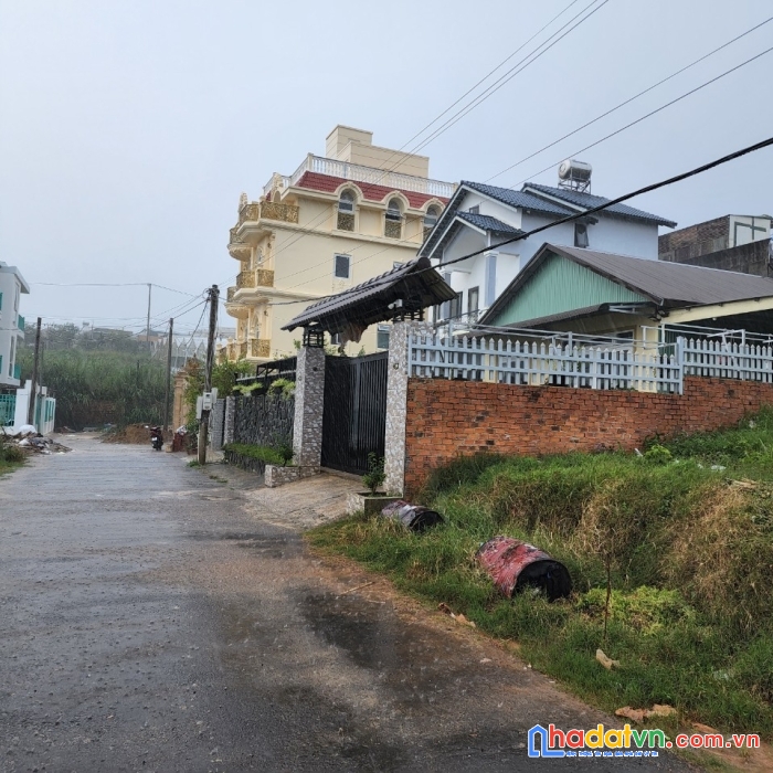 Bán đất nền biệt thự đường trần đại nghĩa, đà lạt 200m2 giá 9.2 tỷ