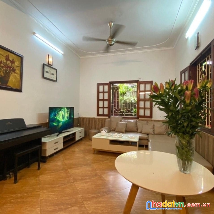 Bán gấp nhà phố vip ba đình-56m2-hơn   5 tỷ-10m ra ô tô tránh-30m ra phố