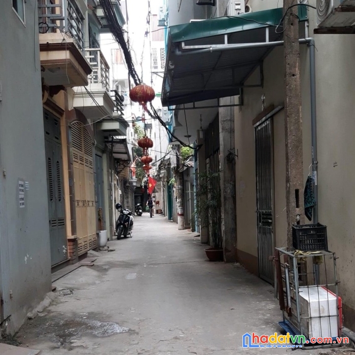 Hot hot hot cần bán nhanh căn nhà tại trần thái tông - cầu giấy - hà nội.