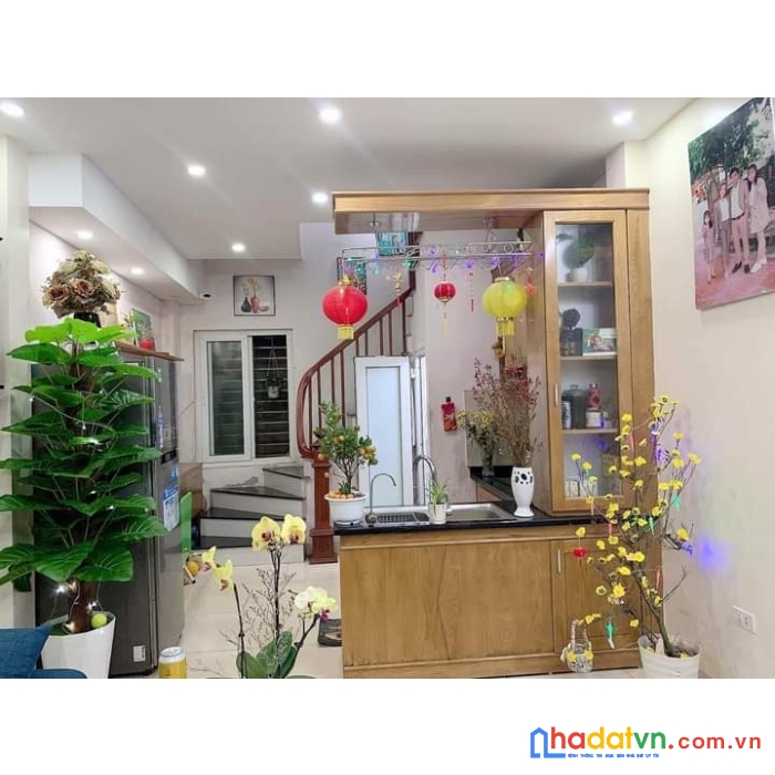 Bán nhà phố đa sỹ, 32m2, 5 tầng, ngõ rộng, gần phố , giá 2.97  tỷ