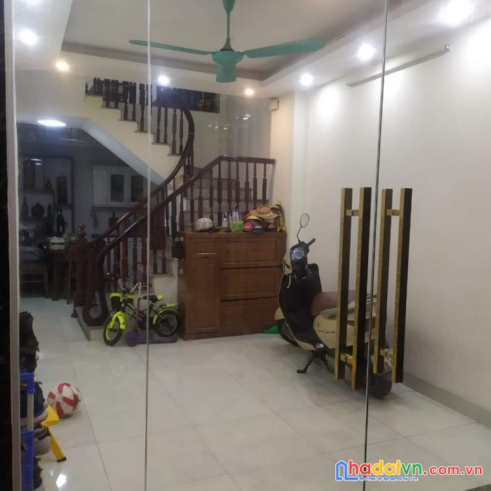 Bán nhà yên xá - 30m ra mặt phố - 4 tầng lung linh - 32m2 nhỉnh 3 tỷ