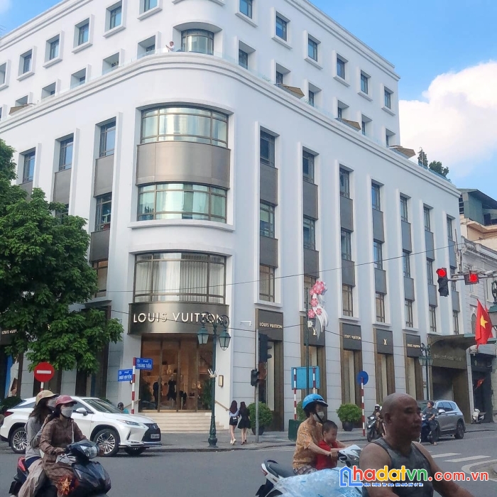 Siêu vip, mặt phố hàng bài – hoàn kiếm, 320m, 5 tầng mặt tiền 13m, giá 160 tỷ