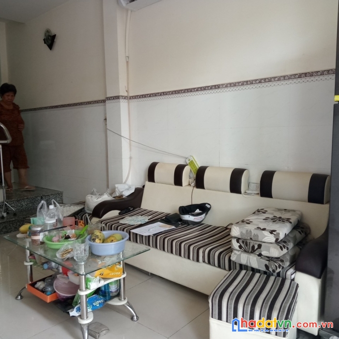 Nhà đẹp hxh hiệp bình phước tđ. 36m2 sổ vuông. chỉ 2 tỷ 900.