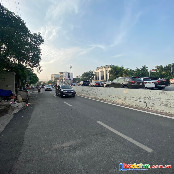 Minh khai, hai bà trưng: dt 62m2; 4 tầng; mt 6.6m; giá chào 3.9 tỷ.