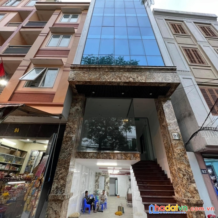 Chính chủ cần bán nhà phố trần đại nghĩa, hai bà trưng 99m 6 tầng, mt6m, nhỉnh 19 tỷ. 0977435869
