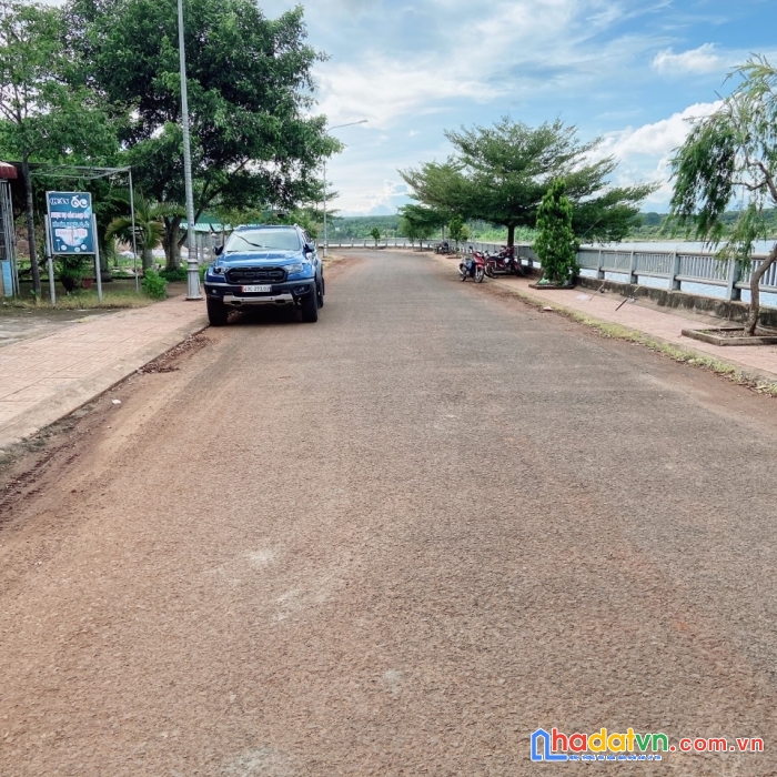 Đất đẹp - siêu tiềm năng- giá đầu tư chỉ còn 1 lô duy nhất tại trung tâm krông năng