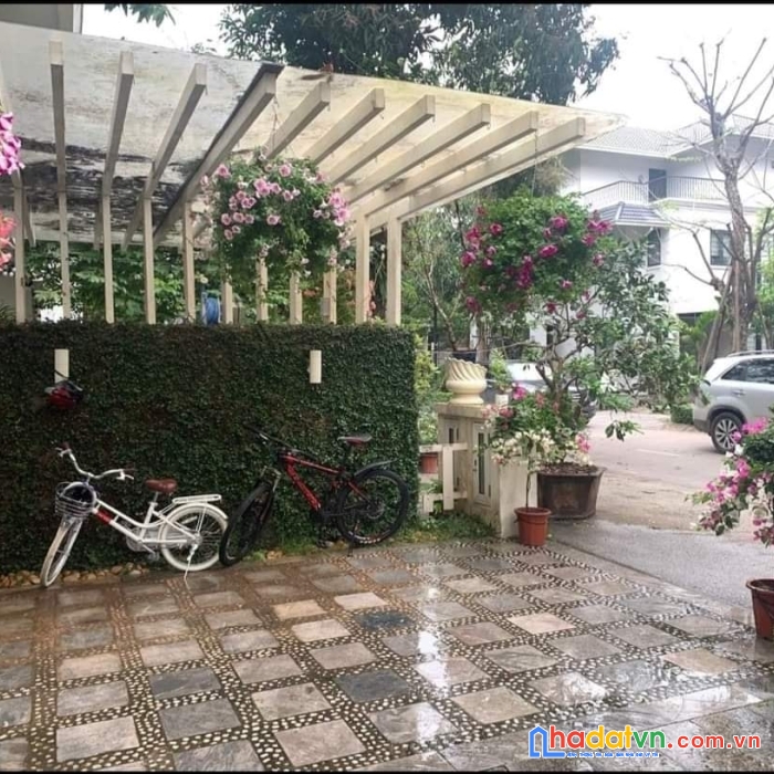 Biệt thự kđt văn khê 190 m2 lô góc - kd đẳng cấp – trục chính -vỉa hè rộng- gía 25 tỷ