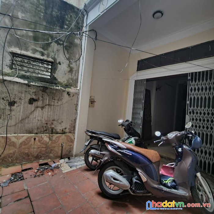 Nhỉnh 3 tỷ, gía đầu tư 50m2 – nhà dân xây chắc chắn 4 tầng – gần phố -gần chợ - gần phố cổ - tt