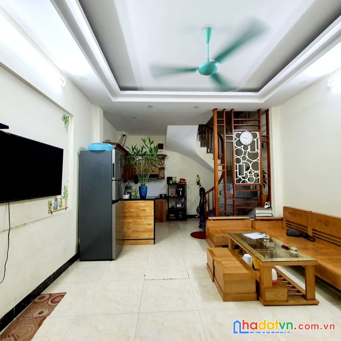 Nhà gần phố 35m2 – tặng full nội thất 5 tầng – lĩnh nam 3.5 tỷ.