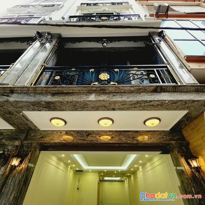 Bán nhà phân lô vip nghĩa đô-7t thang máy- 8.7 tỷ cầu giấy