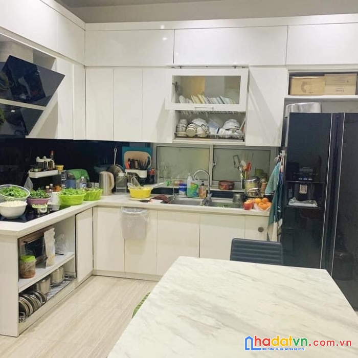 Bán nhà lạc long quân ô tô đỗ cổng 45m - 5 tầng , mặt tiền 6m nhỉnh 6 tỷ