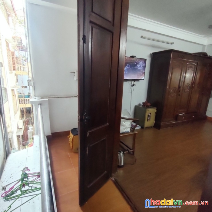 Bán nhà gần phạm ngọc thạch 45m2x5t 30m ra phố chỉ 3,8 tỷ