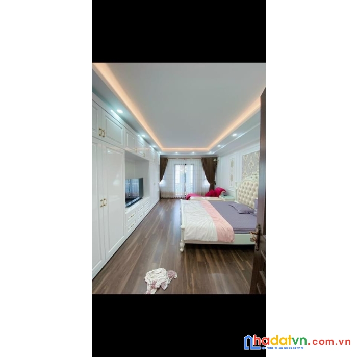 Cực víp ngọc lâm long biên 60mx5t chỉ 6.85 tỷ