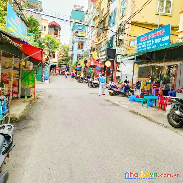 Chính chủ bán nhà cầu giấy ô tô tránh-thoáng trước sau-kinh doanh sầm uất 7.5tỷ