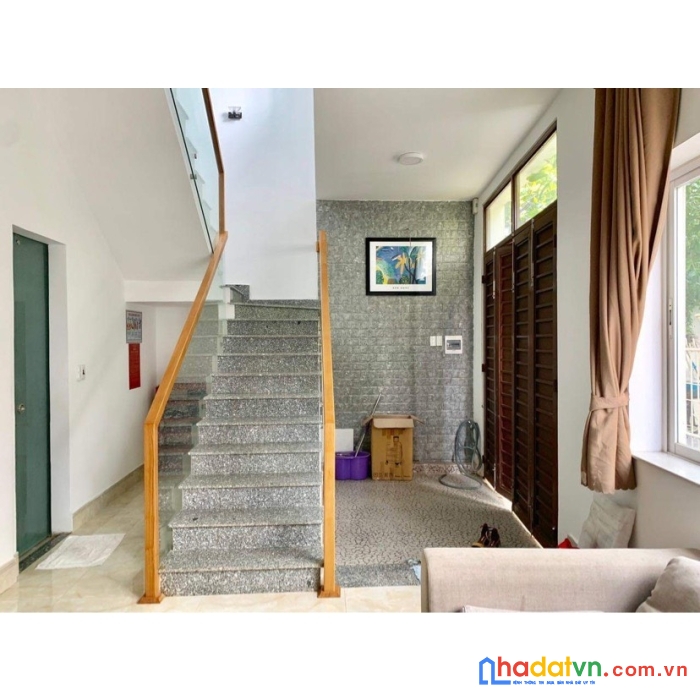 Bán nhà 3 tầng kiệt trương định, mân thái, sơn trà, đà nẵng - full nội thất