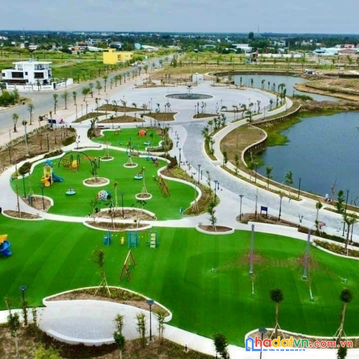 Chính chủ cần bán gấp lô đất tại dự án happy home cà mau, diện tích 100m, mặt đường 28m, đã có sổ