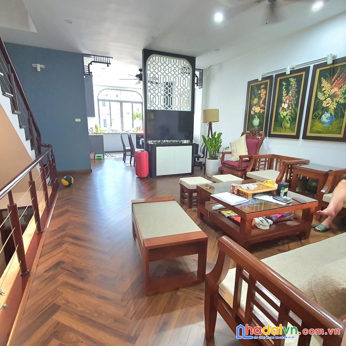 Rẻ cực hot. bán nhà kđt văn quán, 100m2, 5t, 5,5m tiền, plo, kd, nhỉnh 17 tỷ.