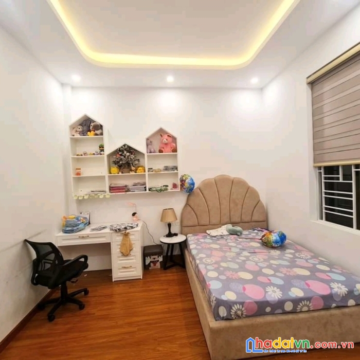 Bán nhà ngõ tạ quang bửu: 42m2*4 tầng*4 ngủ, mt 5m, 20m ra phố, 3.9 tỷ