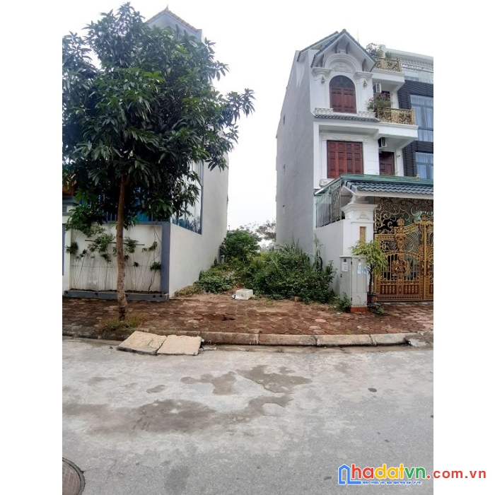 010922 anh tôi cần bán gấp 61m2 đất tđc trâu quỳ để xoay vòng vốn kinh doanh. lh 0989894845.