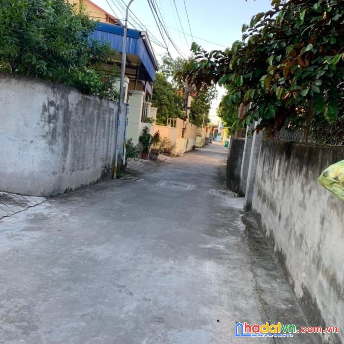 Bán lô đất ( bãi huyện vân tra 100m, ngang 5m giá 2,480 tỷ)