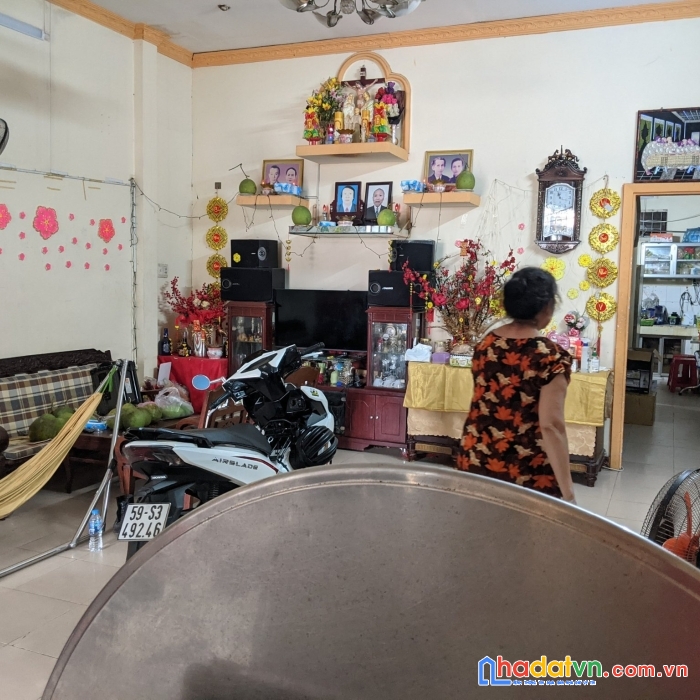 Bán nhà mặt tiền đường số 13, hiệp bình chánh, gần đh luật 335m2 giá 21 tỷ