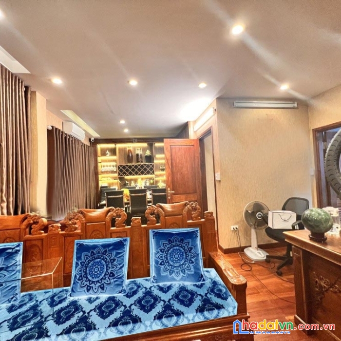 Chỉ 17 tỷ rưỡi, nhà khu đtm trung hòa, 110m, 4 tầng, 2 mặt tiền.
