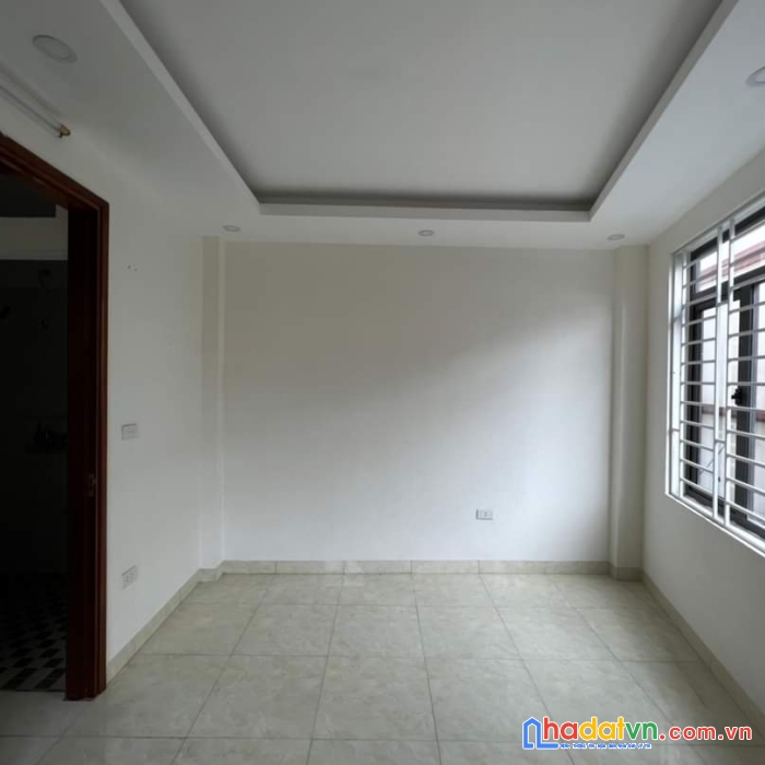 Chủ nhà cần bán gấp nhà lê trọng tấn  -hà đông 
diện tích 36m - 4 tầng - giá 3.65 tỷ