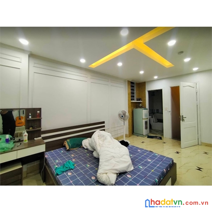 Hot! bán gấp nhà phố hồng tiến, nội thất vip, ô tô, 45m x 4t, mặt tiền 4.6m, nhỉnh 5 tỷ