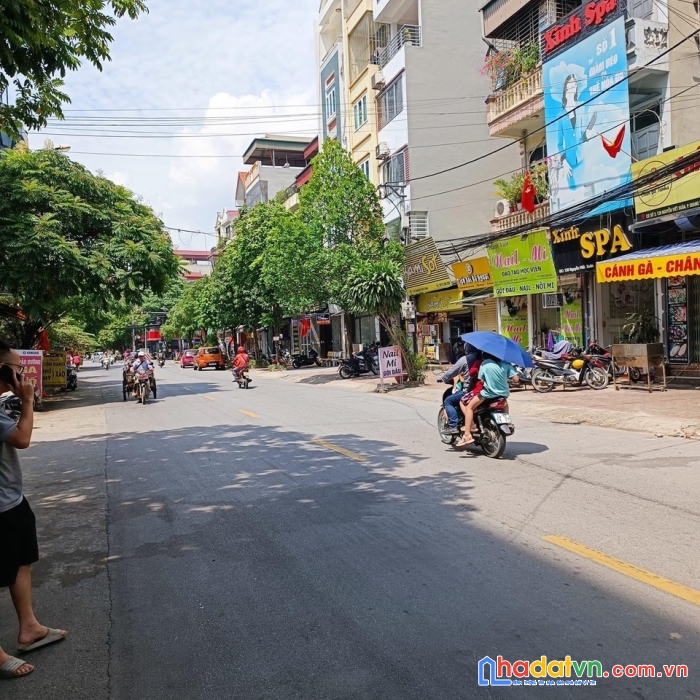 Bán nhà mặt phố nguyễn viết xuân 100m2 5t mt 10m chỉ hơn 21tỷ kdoanh.