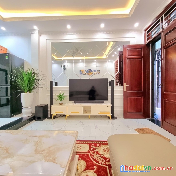 Bán nhà nguyễn an ninh: 45m2*4 tầng, dt mặt tiền 4.5m, sát chợ, ngõ thông, 50m ra phố, 4.7 tỷ