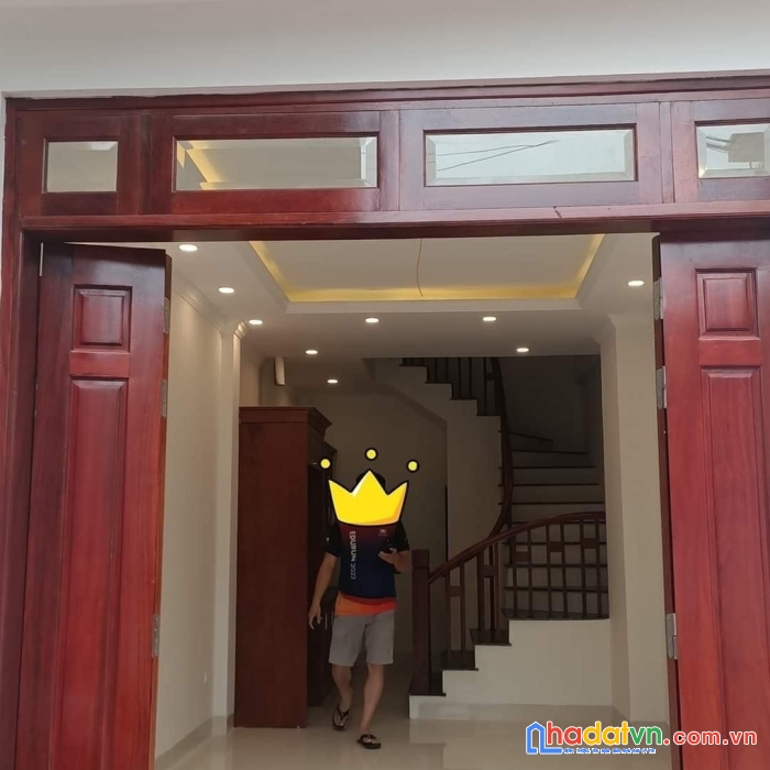 Siêu đặc biệt!  nhà cách trung tâm vincom long biên 500 m -ngay gần chợ phúc lợi, dt 31m2